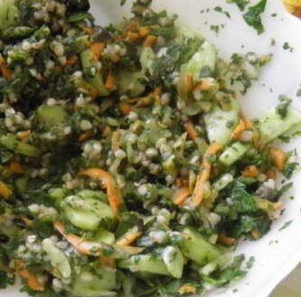 Пролетна зелена салата