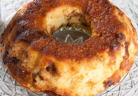 Сладкиш от сух козунак